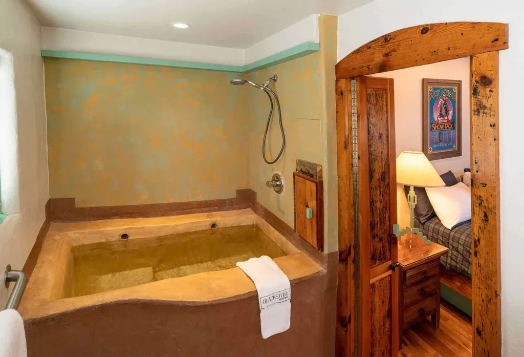 roy rogers room private mineral bath blackstone hotsprings